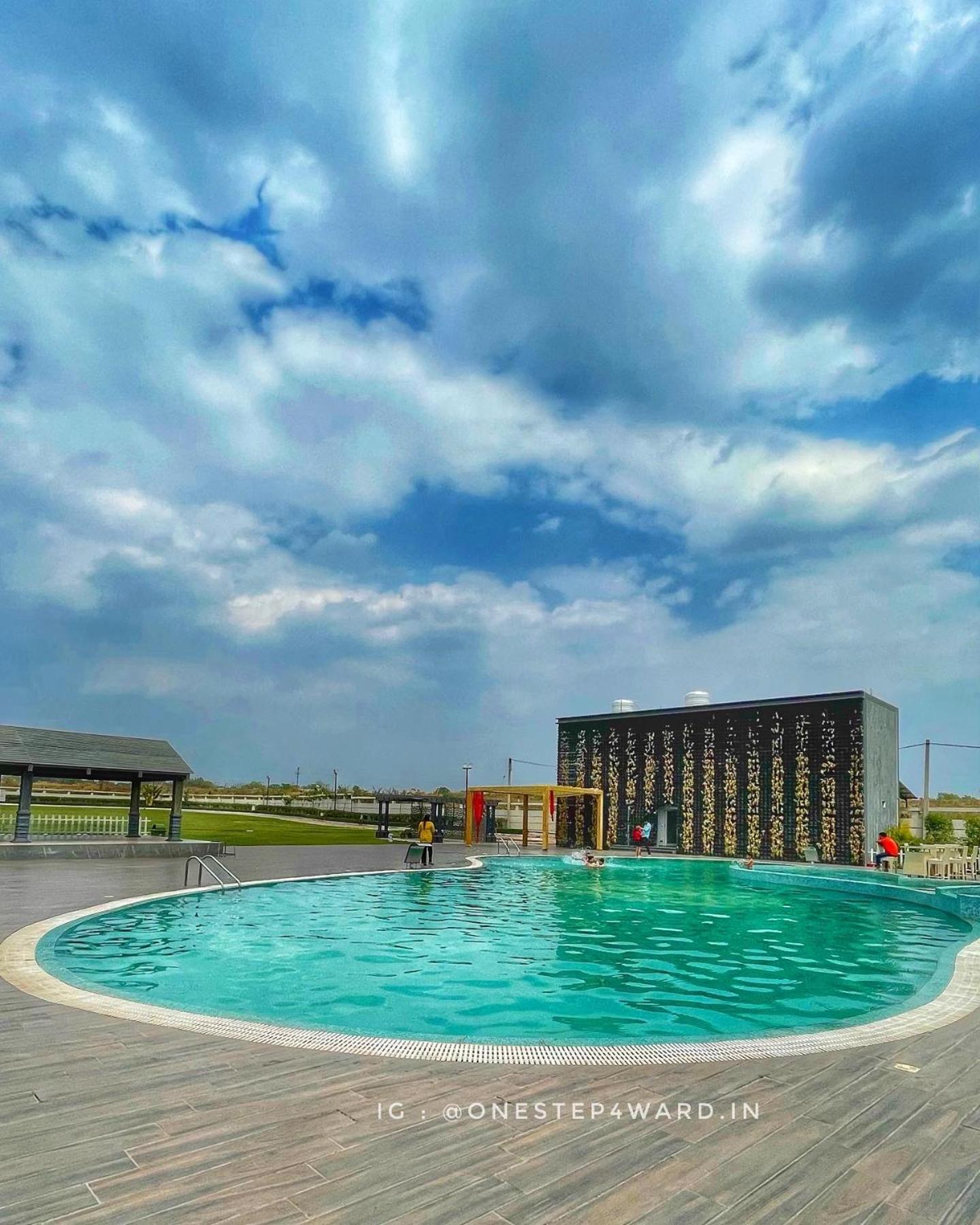 Kanke Resort Ratu Экстерьер фото